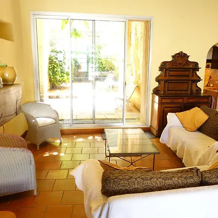 Gite-famille Nombreuse-seminaire-patio Holiday home Ornaisons